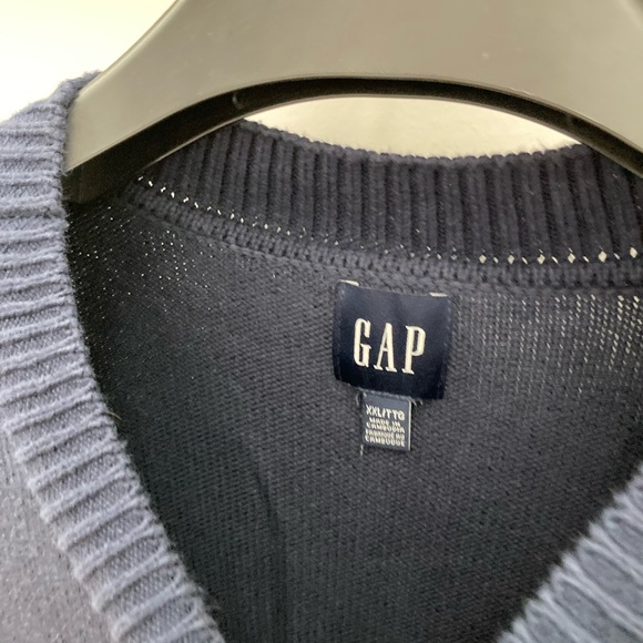 GAP Deep Blue Knit Pullover - Picture 3 of 6